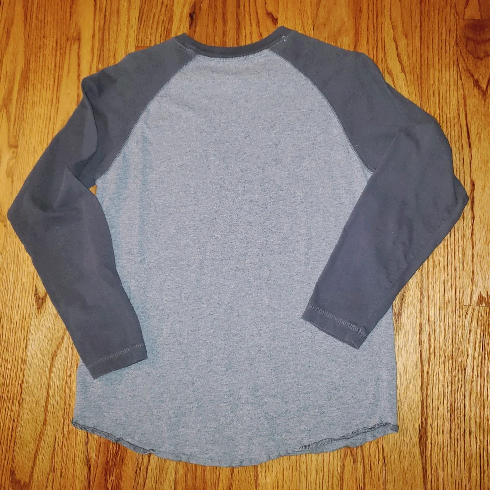 Old Navy Two Tone Gray Long Sleeve Tee Size: XL